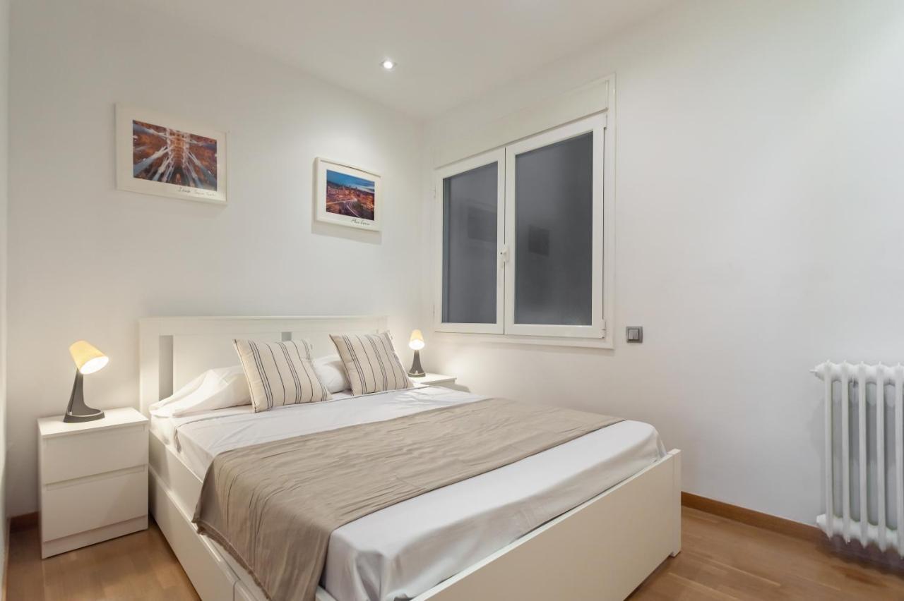 Flateli Paris Appartement Barcelona Buitenkant foto